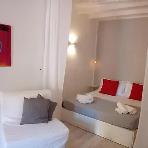 https://studio10.palermohotels.org